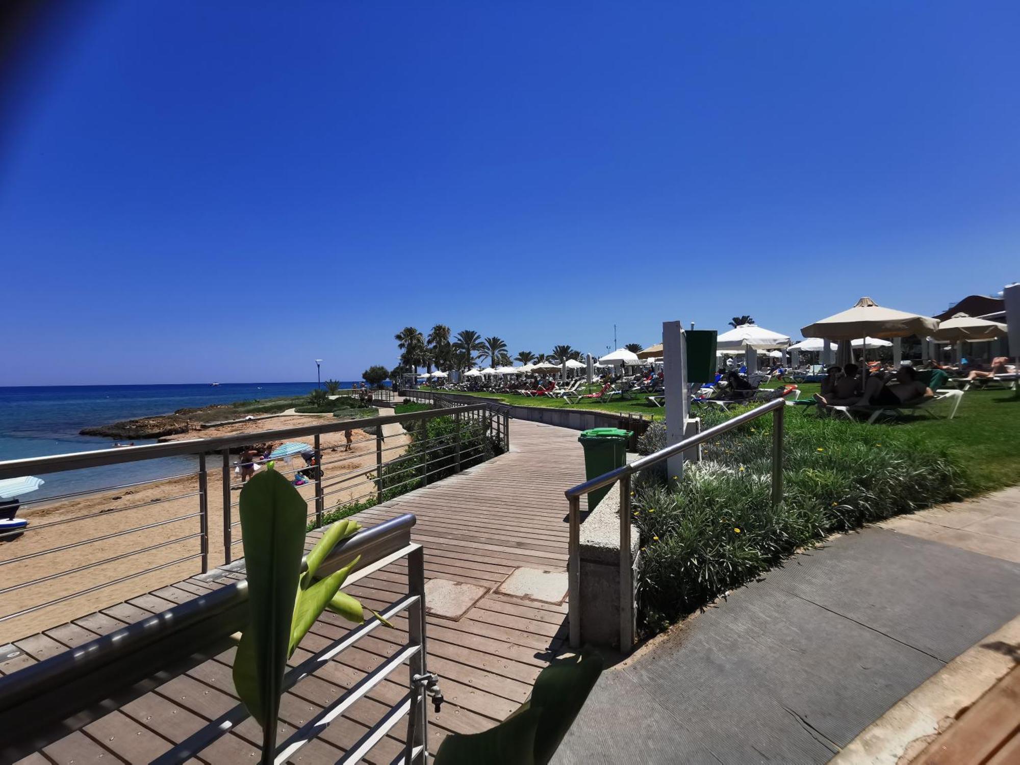 Sunny Coast By The Sea Apartment *